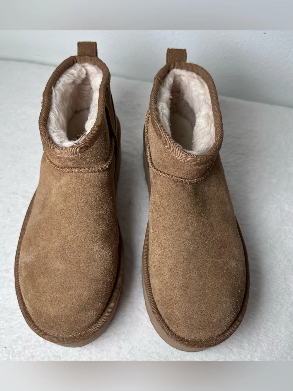 UGG Classic Ultra Mini Platform Chestnut Color Size 8